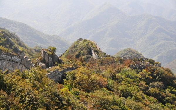 長城中僅有的180度轉彎,設計者故意不修直線,良苦用心讓人佩服 長城中僅有的180度轉彎,設計者故意不修直線,良苦用心讓人佩服