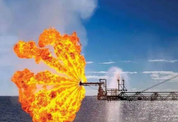 開採石油時，為何要在油井上方“點火”？“伴生氣”瞭解一下