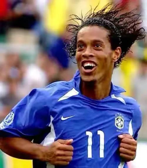 足壇“負顏值”11人陣容