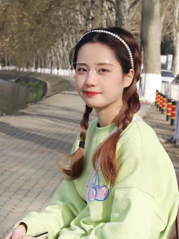 不同臉型適合什麼樣的配飾，看這篇就夠了