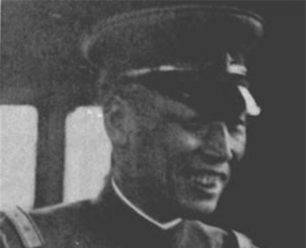 抗戰時期，侵華日軍的歷任總指揮官分別是誰，他們的最終結局如何