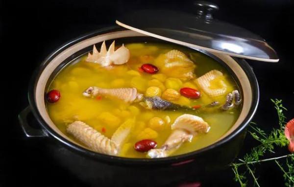 冬天寒冷乾燥，6道熱乎乎的家庭燉菜，暖胃又暖身，最適合不過了