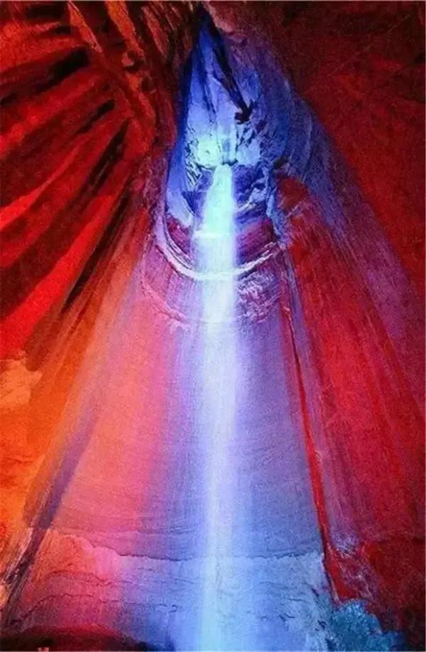 分享，最美瀑布，收藏了.