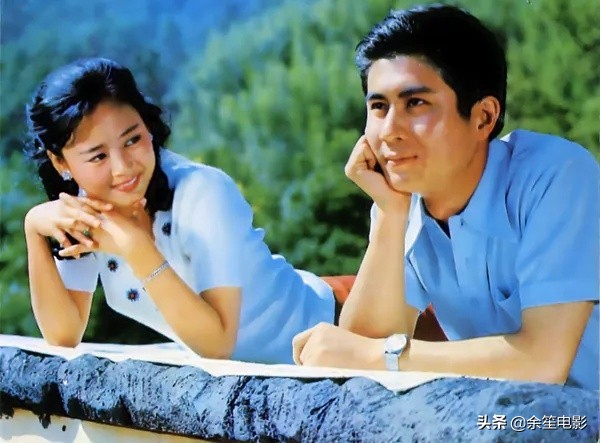 憑《廬山戀》爆紅,巔峰時“棄夫”遠走美國,張瑜近況如何? 憑《廬山戀》爆紅,巔峰時“棄夫”遠走美國,張瑜近況如何?