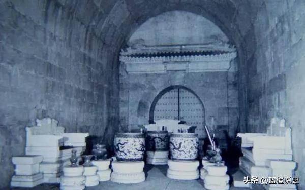 定陵挖掘全過程:七道石門待開啟,找不到帝后棺槨 定陵挖掘全過程:七道石門待開啟,找不到帝后棺槨