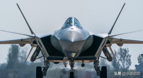 “4.1”事件迫降的EP-3偵察機：在海南被拆，租俄飛機運回國