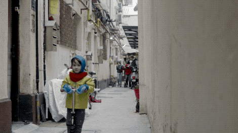 回收材料，變廢為寶，做“拾荒者”重複利用，減緩地球變老的速度