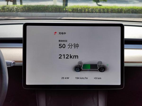 特斯拉model3分享：家用車不建議，但能取悅自己