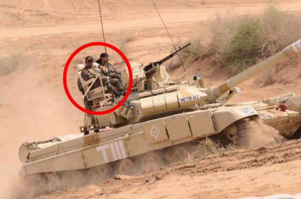 印度要買輕型坦克上高原，選擇有很多，沒一款能匹敵我們的15式