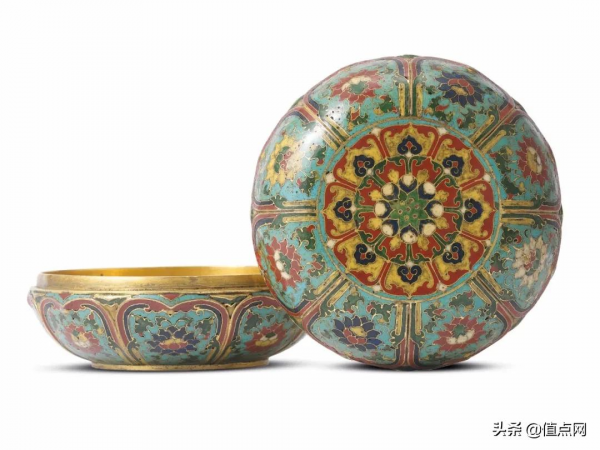 張偉華高古玉勢再掀風潮 | 一文盡覽佳士得秋拍古玩華麗陣容 張偉華高古玉勢再掀風潮 | 一文盡覽佳士得秋拍古玩華麗陣容