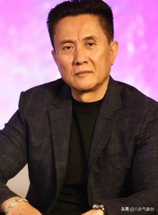 “大器晚成”張志堅：25歲出道53歲成名，他的清醒令人望塵莫及