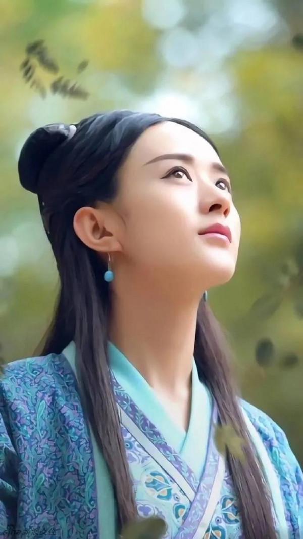 分享一組趙麗穎的美照桌布