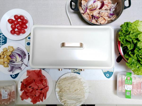 家庭聚會美食，即開即熱，美味告別等待，榮事達暢嗨盤網紅鍋體驗