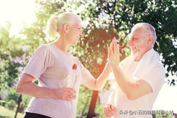 心房顫動患者日常生活如何保健？避免5個誘因，做好6個方面