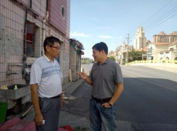 上海馬路上的&OpenCurlyDoubleQuote;豪宅&rdquo;：要6套房加1億才肯拆，14年後搬走，沒多賺