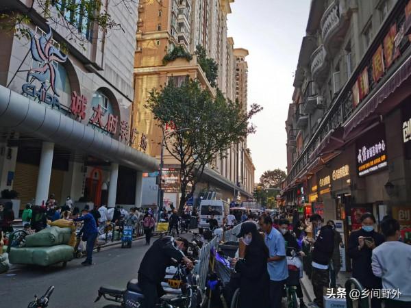 逛下廣州十三行