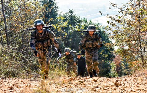 熱血！軍校學員野外綜合競賽硬核上演