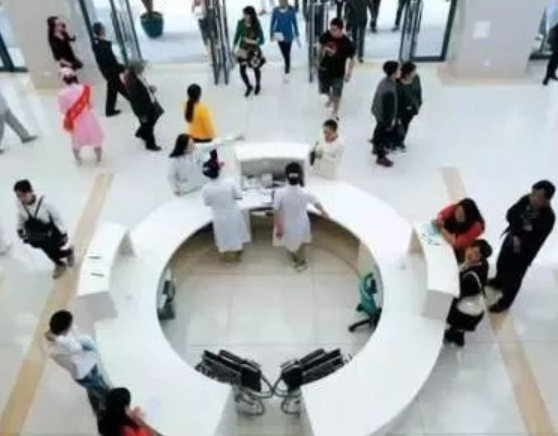 一位九歲的凍瘡小患者,治療兩週後痊癒 一位九歲的凍瘡小患者,治療兩週後痊癒