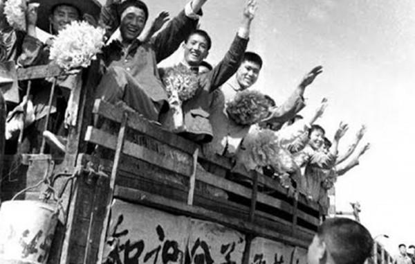 “十二大”結束後,女知青寫了一封信,正國級幹部親自批示 “十二大”結束後,女知青寫了一封信,正國級幹部親自批示