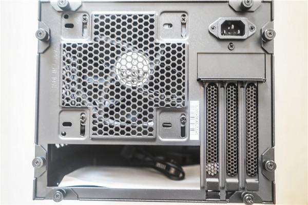 散熱要先看相容&mdash;&mdash;12600K&plus;Z690-I&plus;銀欣SG15機箱的折騰散熱裝機記