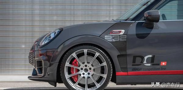 以MINI GP為藍本打造了一輛效能比JCW更強的Clubman車型 以MINI GP為藍本打造了一輛效能比JCW更強的Clubman車型