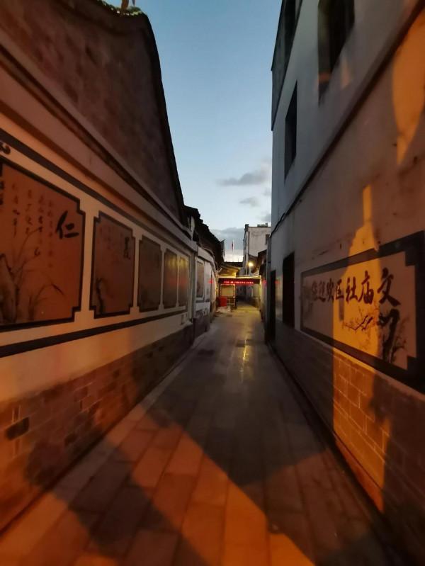 夜遊臨安古城，不一樣的美