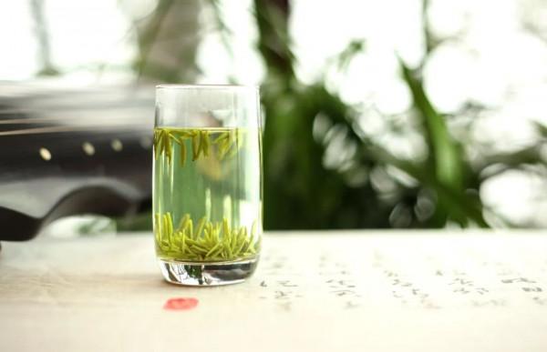 高血壓人群，適合喝紅茶還是更適合喝綠茶？相關研究來告訴你答案