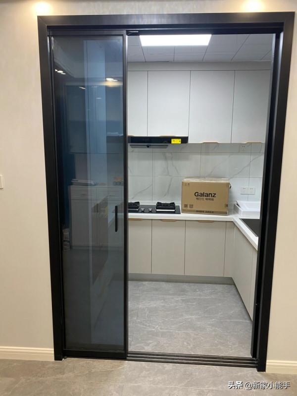 辛苦9個月裝修完工，不含傢俱花了17W，全屋打掃乾淨效果還不錯