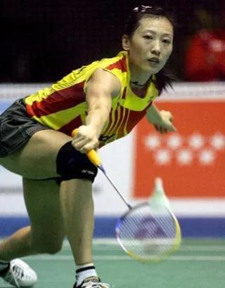 張寧：兩奪奧運女單金牌，離婚又再婚，今47歲被58歲老公寵上天