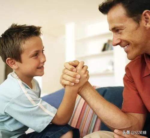 陳佩斯孫女長相遭曝光，家族四代&OpenCurlyDoubleQuote;共用&rdquo;一張臉，一看就是親生的