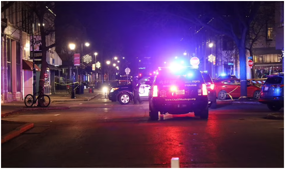 美突發大規模傷亡事件,死者家屬從屍體堆裡救人,現場慘不忍睹 美突發大規模傷亡事件,死者家屬從屍體堆裡救人,現場慘不忍睹