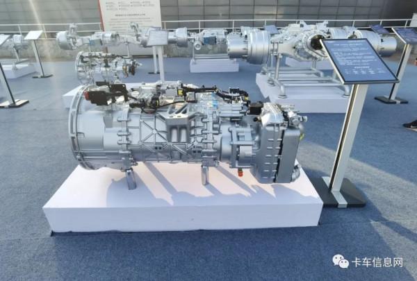 傳統與新能源通吃！中國重汽2022年58款主力產品搶先看