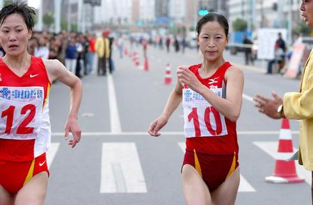 “最孤獨的冠軍”王麗萍:為何奪冠後不身披國旗,無一國人喝彩? “最孤獨的冠軍”王麗萍:為何奪冠後不身披國旗,無一國人喝彩?