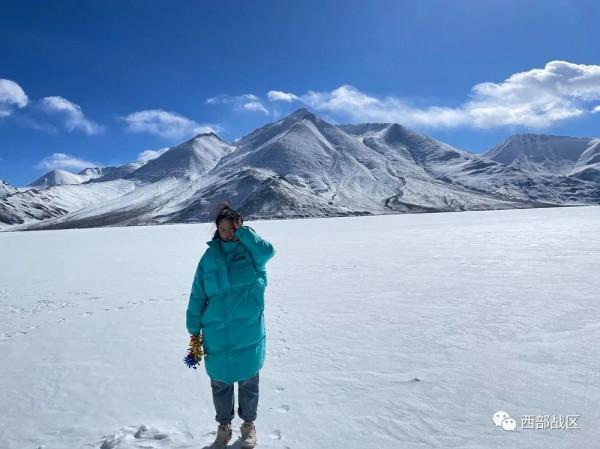 甜出班公湖畔！這是&OpenCurlyDoubleQuote;西海艦隊&rdquo;給&OpenCurlyDoubleQuote;北海艦隊&rdquo;的專屬浪漫&hellip;&hellip;