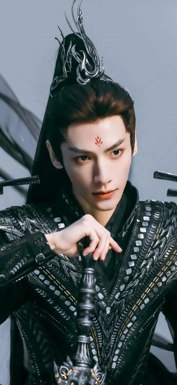 羅雲熙明星桌布：你的眼神在溫柔些，月亮會融化，我也會