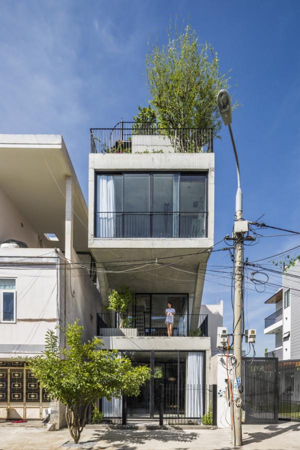 與綠色和光明為伍，當混凝土遇上花園，創造出明亮通透的生活環境