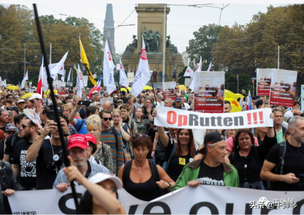 這一次,西方真玩失控了!三重危機正在襲來 這一次,西方真玩失控了!三重危機正在襲來