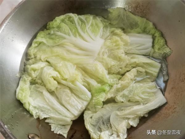 年夜飯吉祥菜，葷素搭配，既漂亮味又好，寓意代代有福，百財來
