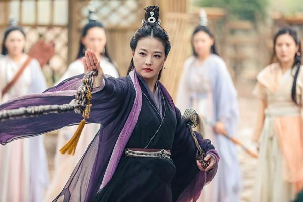 周海媚：2段情史，36歲為小7歲男友定居北京，55歲堅持不婚