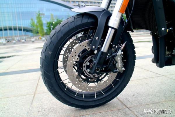 猛獸獨行——以車主的身份試評貝納利幼獅800Trail版本 猛獸獨行——以車主的身份試評貝納利幼獅800Trail版本