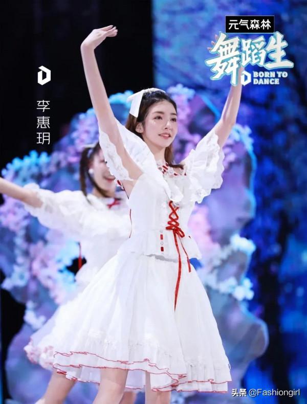 “離開了王思聰，她真的不行啊！”