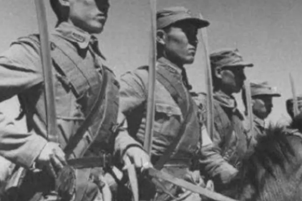 350萬川軍僅剩13.7萬，軍閥劉湘遺言：抗日不成，川軍誓不回鄉