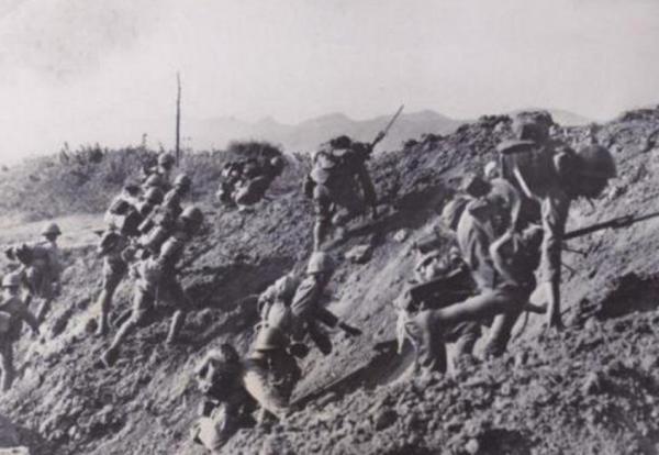 身高1米9,一戰砍死27個鬼子獲毛主席接見,因傷錯過授銜大笑離世 身高1米9,一戰砍死27個鬼子獲毛主席接見,因傷錯過授銜大笑離世