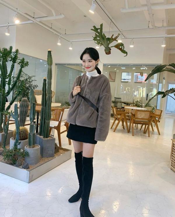 馬丁靴+裙子，長筒靴+裙子，好看+洋氣