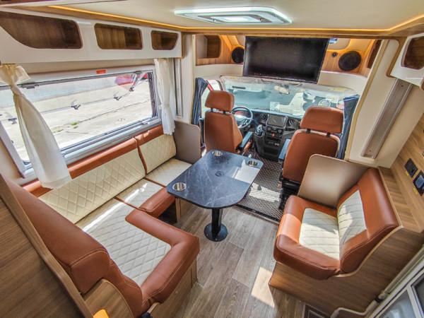 除拓展床外居然自帶電動升降床 不到50萬的新星T600 除拓展床外居然自帶電動升降床 不到50萬的新星T600