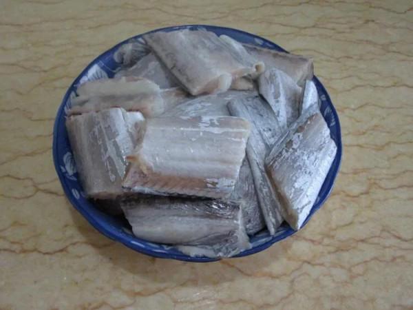 每逢過年，我家就愛吃這3種炸貨，金黃酥脆，放很久也不壞