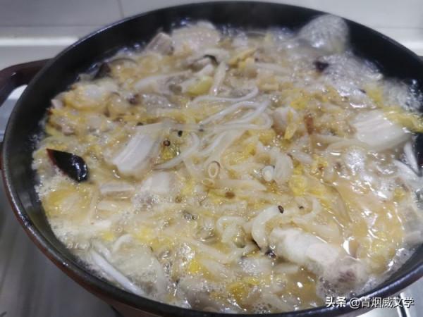 酸白菜豬肉燉粉條，做起來簡單又好吃