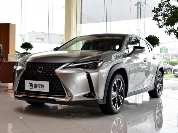 價格入門，豪華品牌日系進口，4.6L油耗SUV，實拍雷克薩斯UX