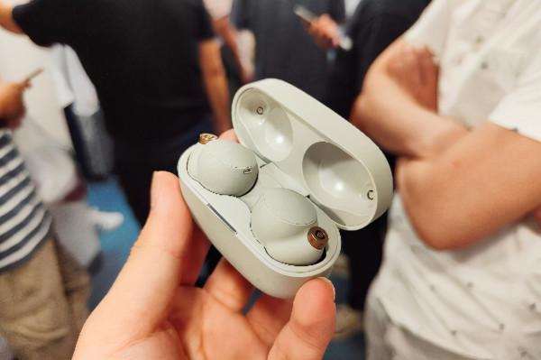 WF-1000XM4評測：主動降噪TWS耳機龍頭大哥迴歸，韌體升級後更強