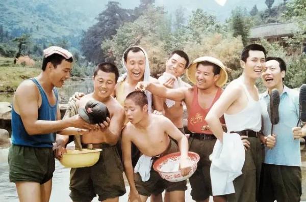 7部評分最高的對越自衛反擊戰電影，每一部都讓人淚目，英雄無畏